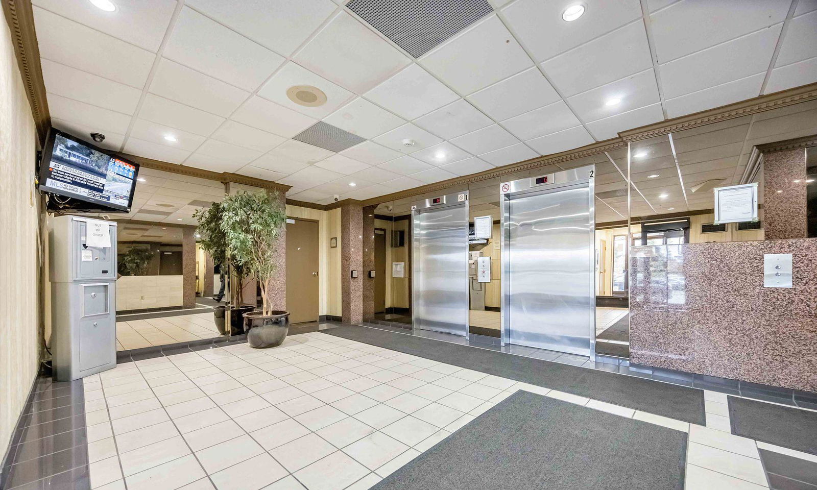 Lobby — Consulate I Condos, Etobicoke, Toronto