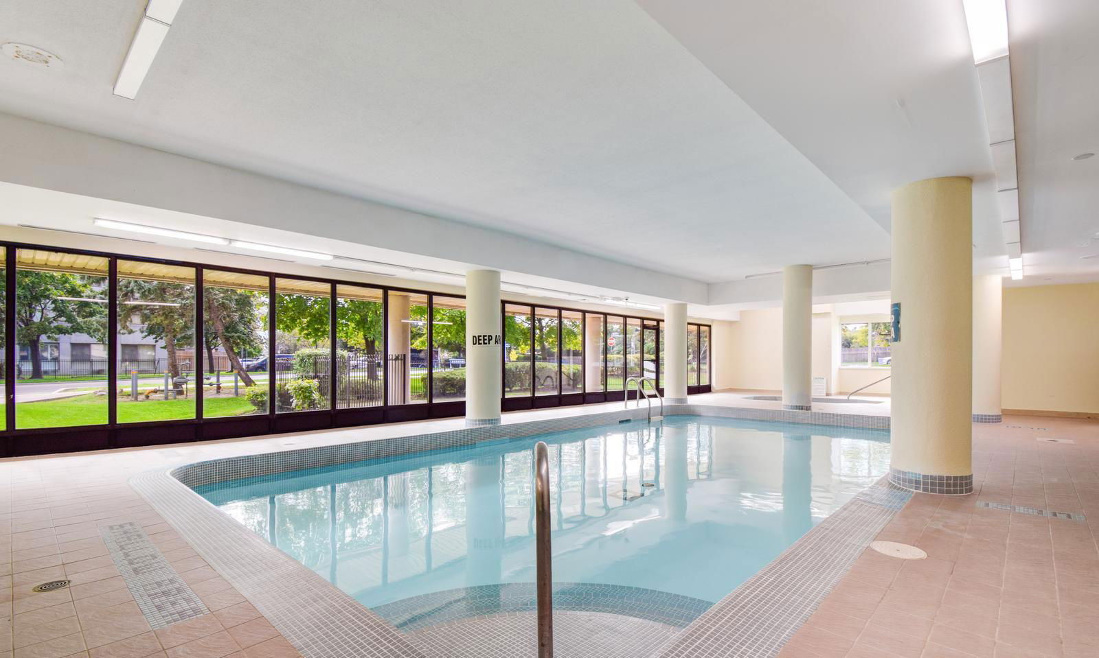 Pool — Consulate I Condos, Etobicoke, Toronto