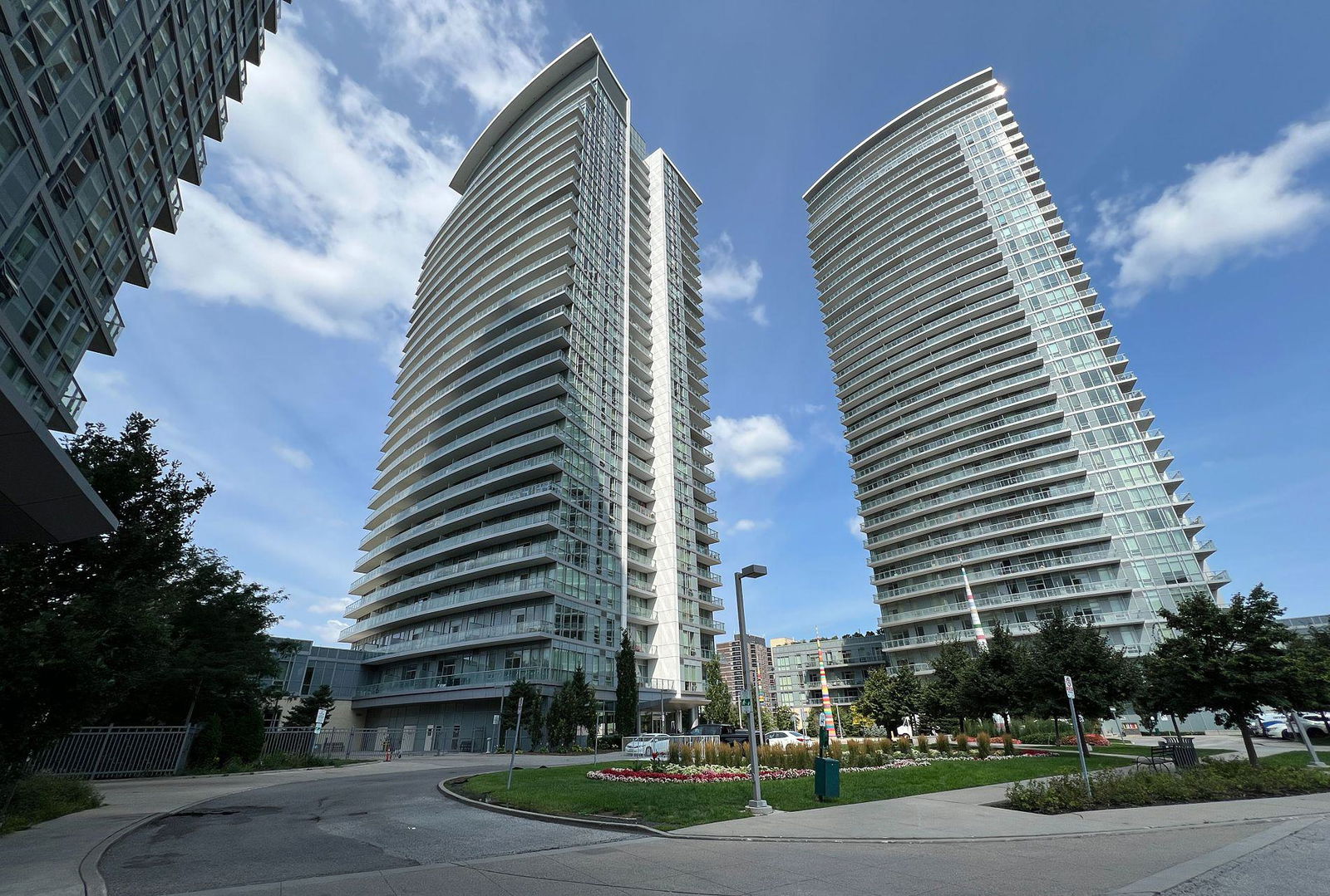 Emerald City II Condos, North York, Toronto