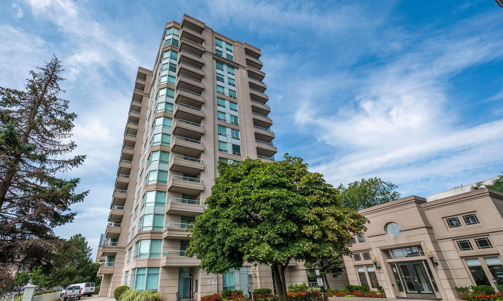 Exterior Side — Encore At Crystal Towers Condos, North York, Toronto