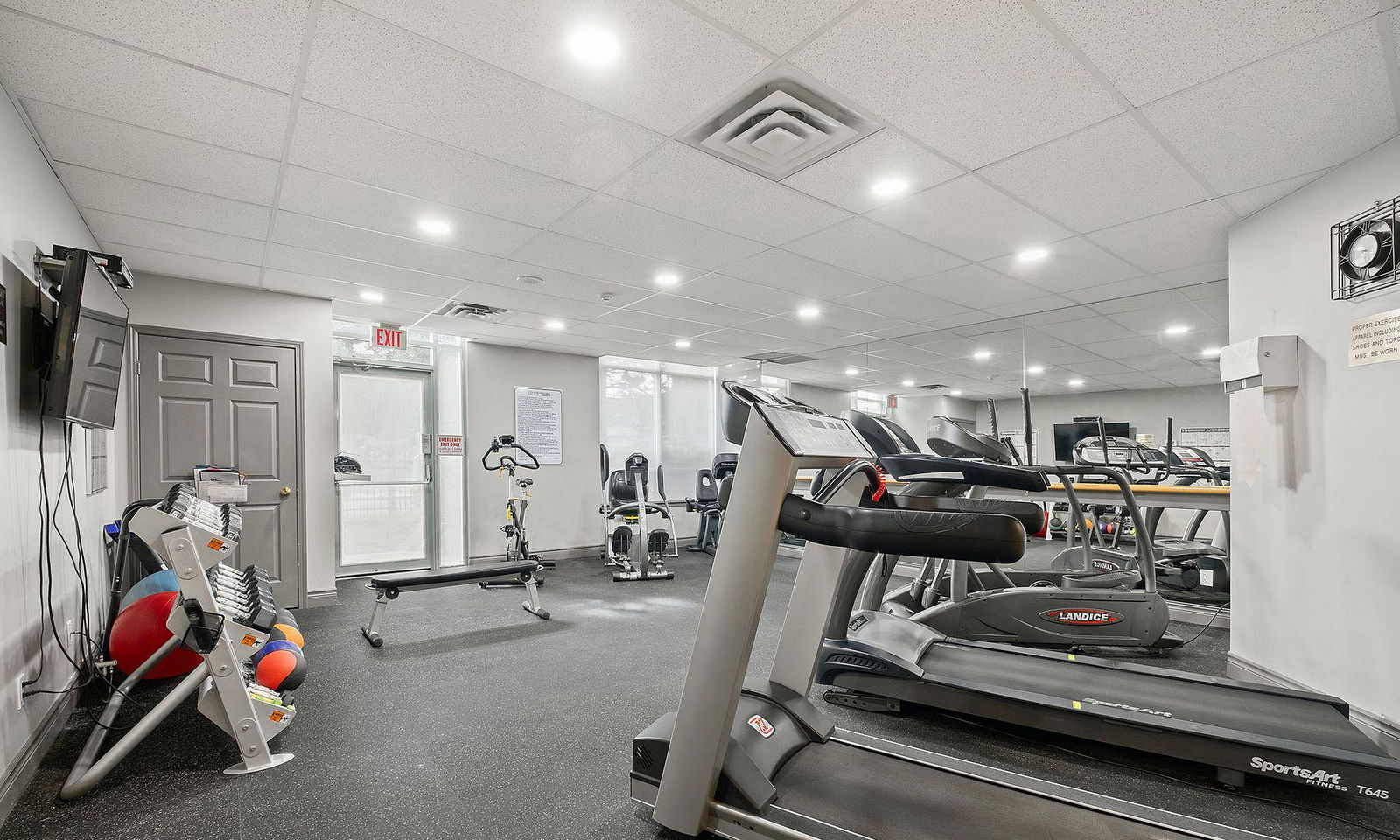 Gym — Encore At Crystal Towers Condos, North York, Toronto