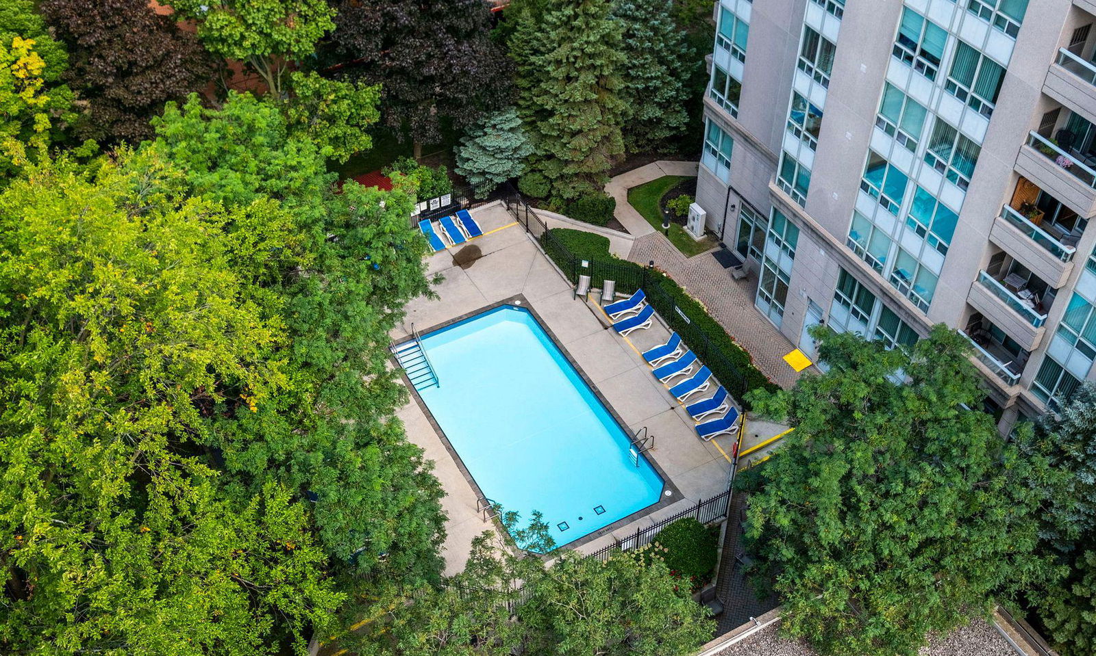 Pool — Encore At Crystal Towers Condos, North York, Toronto