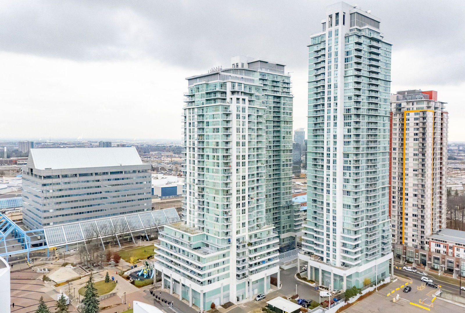 Exterior Side — EQ2 Condos, Scarborough, Toronto