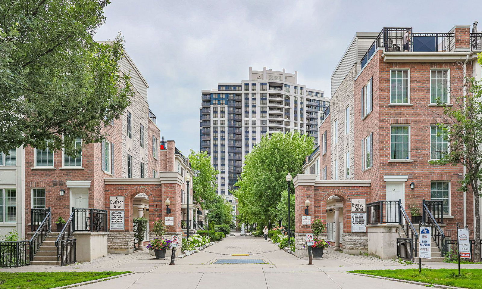 Everson Townhomes, North York, Toronto