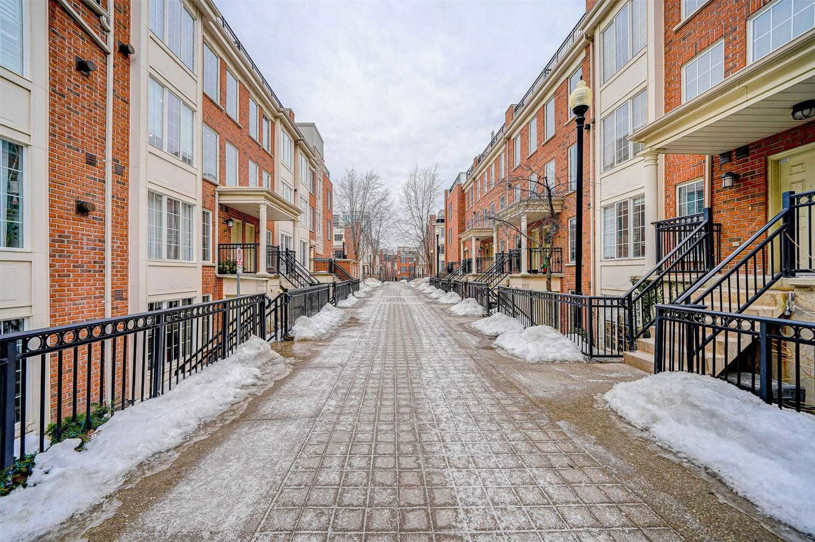 Everson Townhomes, North York, Toronto