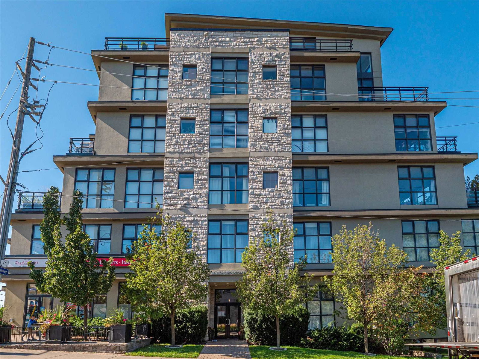 Fallingbrook Lofts, Scarborough, Toronto