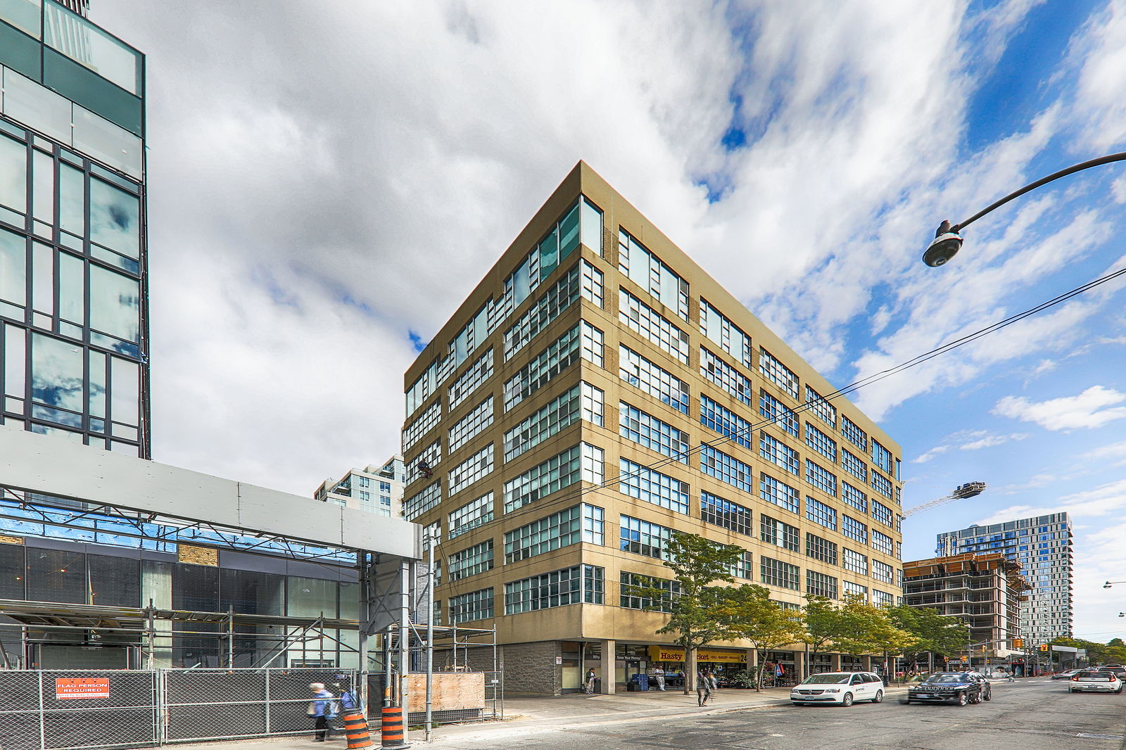 Exterior — SoHo Lofts, Midtown, Toronto