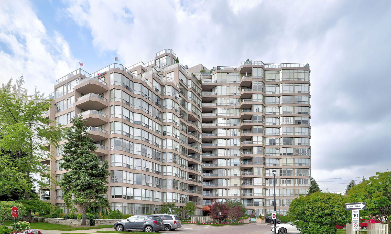 Gates of Guildwood II Condos, Scarborough, Toronto