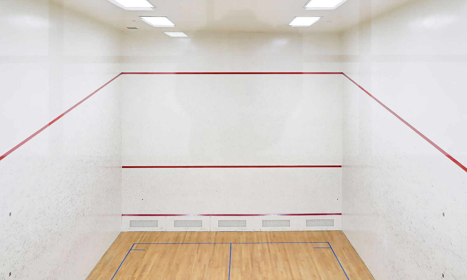 Squash Court — Gates of Guildwood II Condos, Scarborough, Toronto