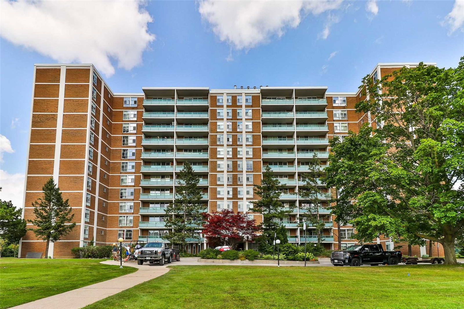 Golden Gate Condos, Etobicoke, Toronto