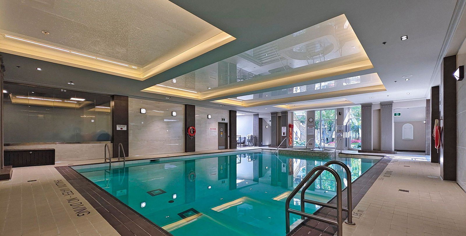 Pool — Grand Harbour Condos, Etobicoke, Toronto