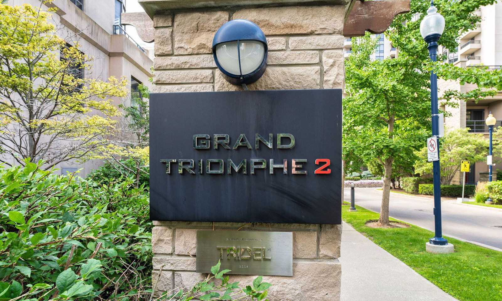 Grand Triomphe II Condos, North York, Toronto