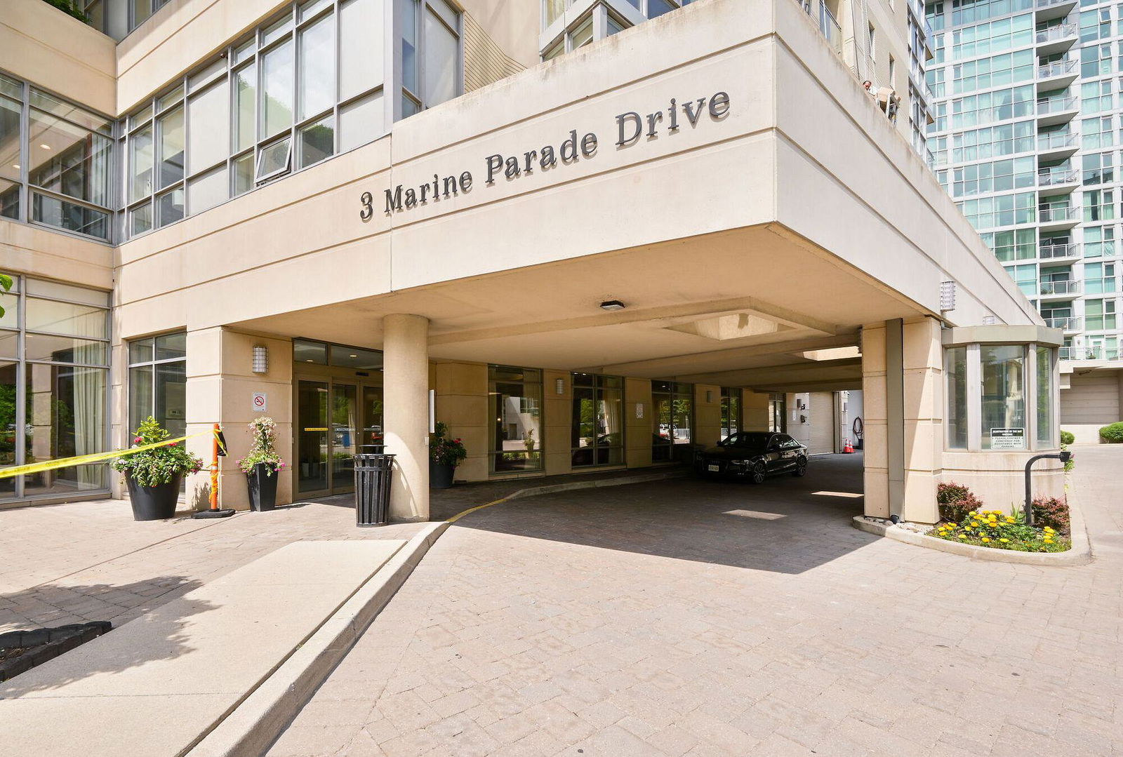 Entrance — Hearthstone by the Bay Condos, Etobicoke, Toronto