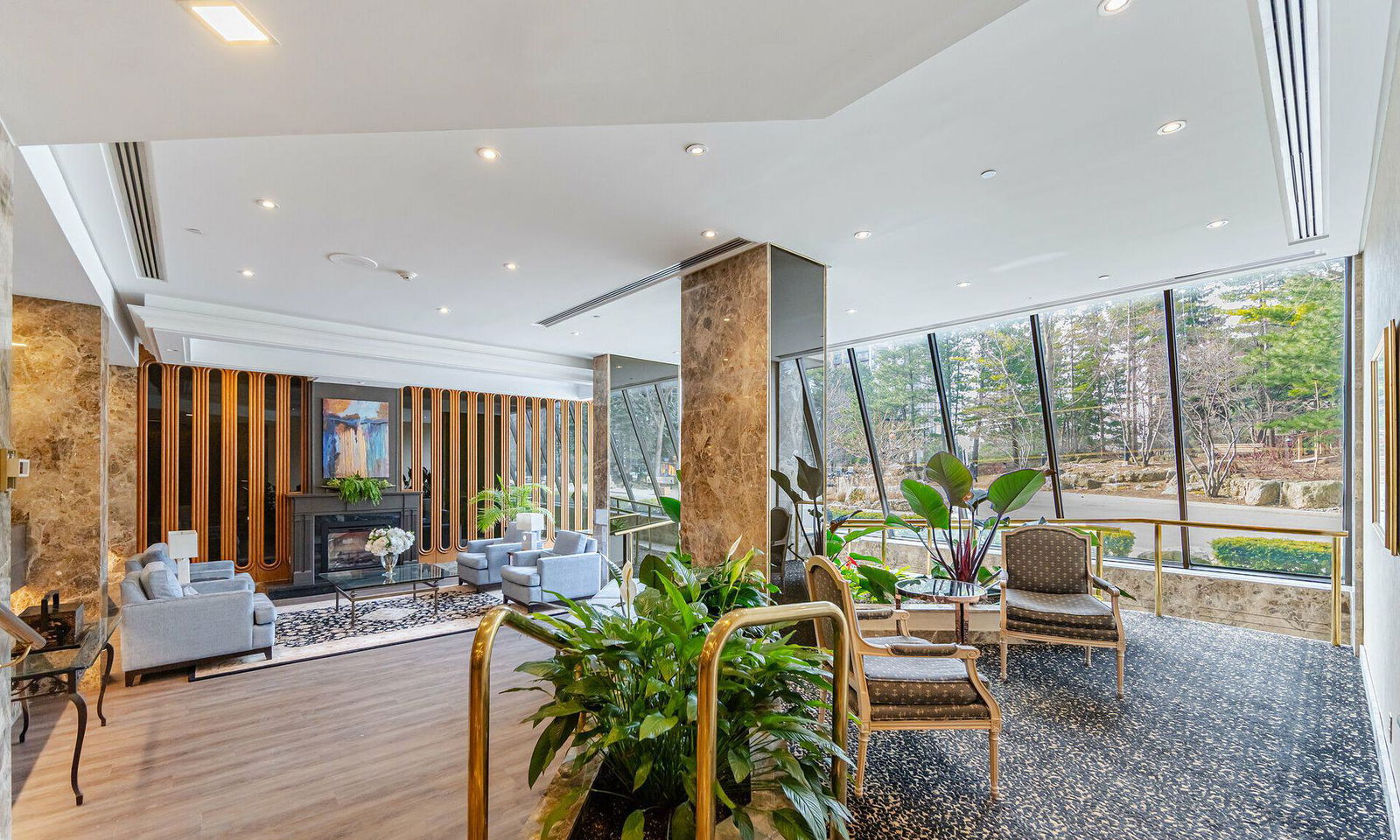 Lobby — Highgate Condos, North York, Toronto