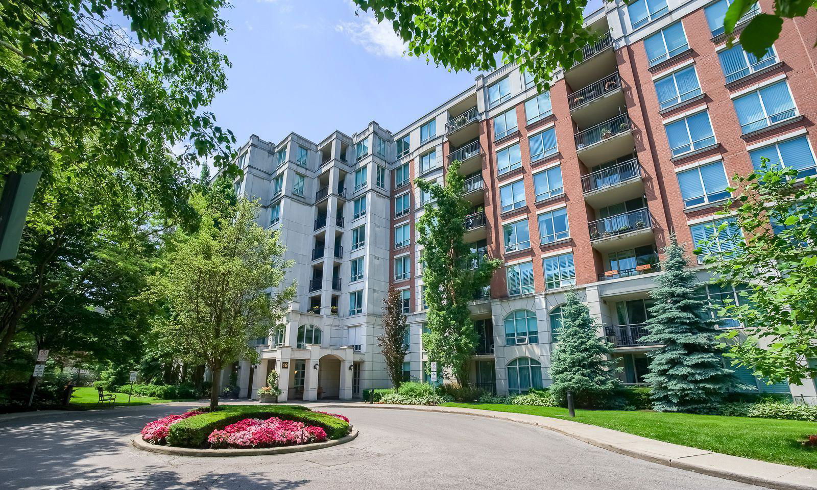 Hillside At York Mills Condos, North York, Toronto