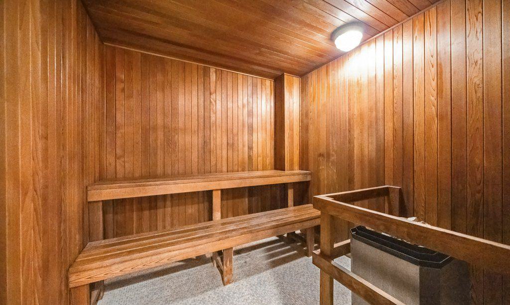 Sauna — Hillside At York Mills Condos, North York, Toronto