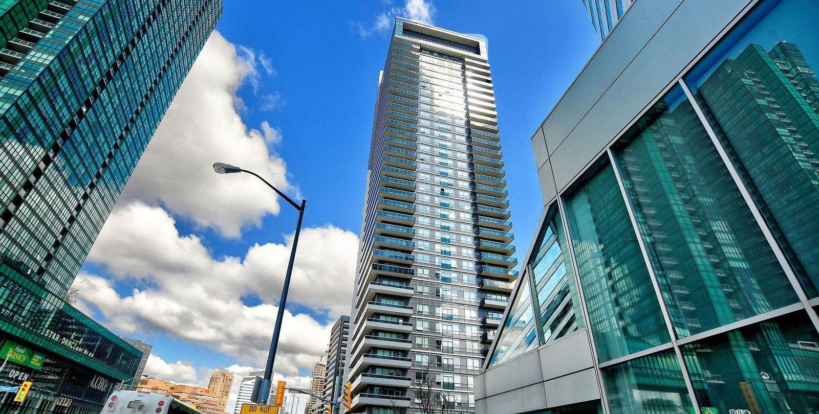 Hullmark Centre Condos, North York, Toronto