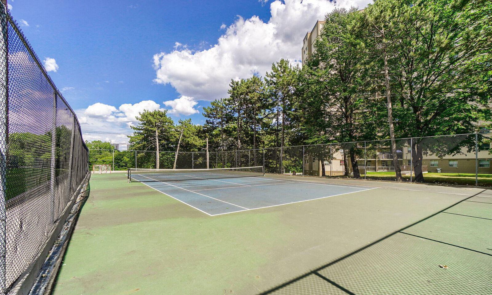 Tennis — Humber Hill Towers Condos, Etobicoke, Toronto