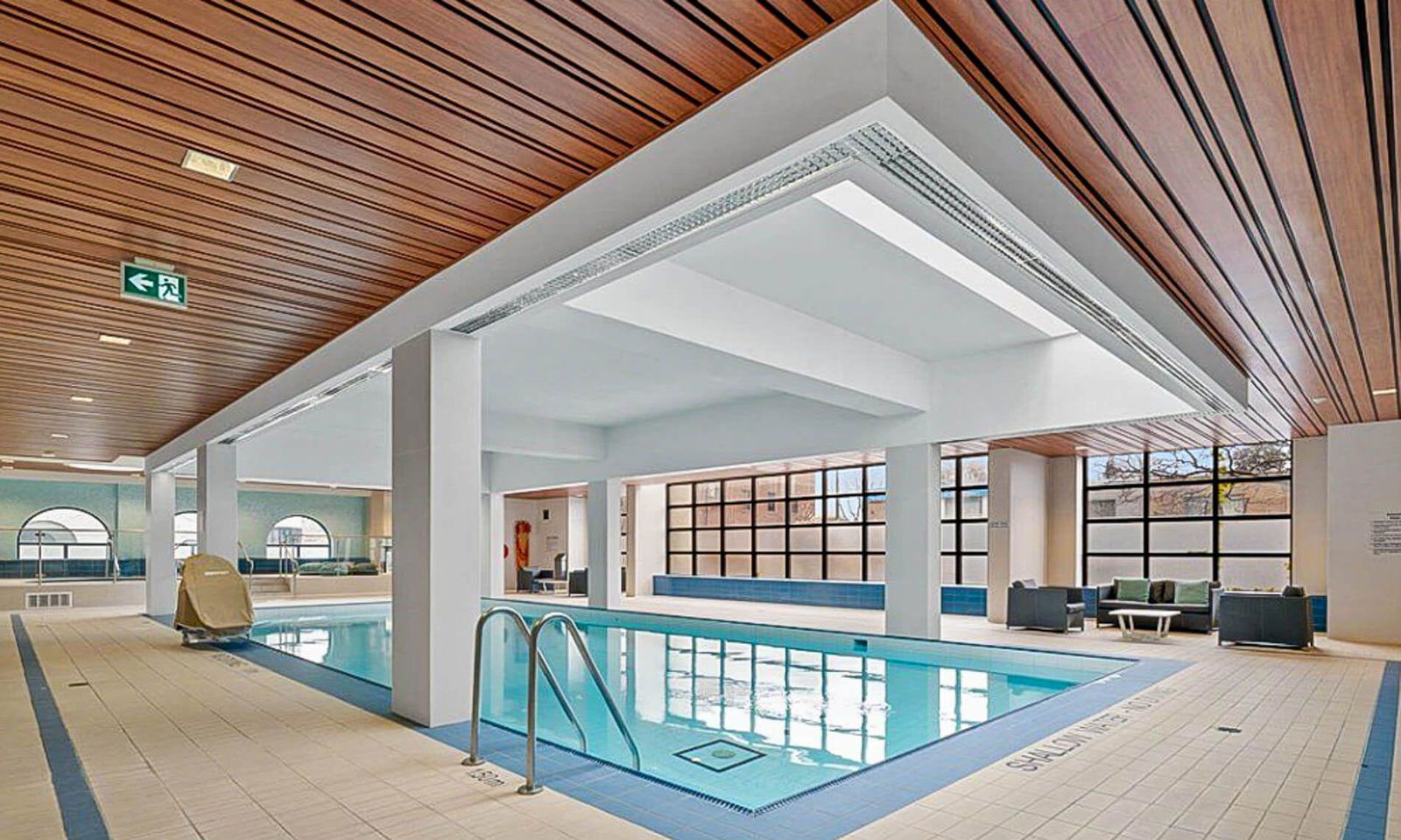 Pool — Kingsway on the Park Condos, Etobicoke, Toronto