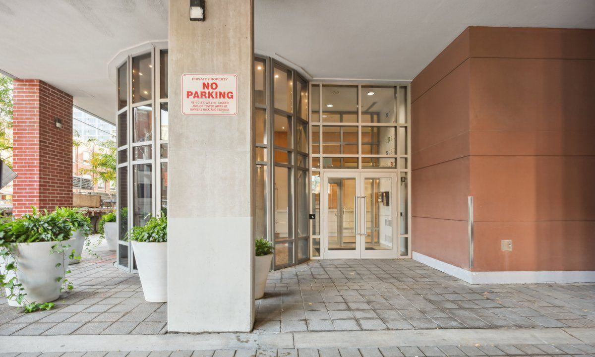 Entrance — Space Lofts, Downtown, Toronto