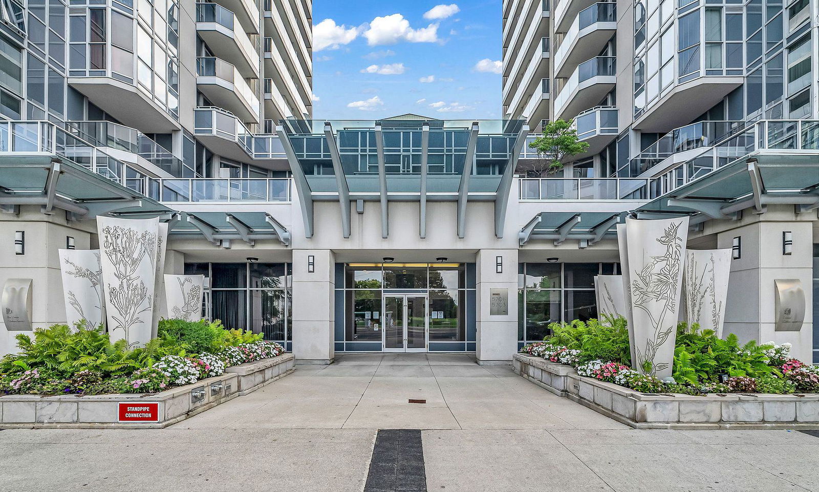 Entrance — Luxe Condos, North York, Toronto