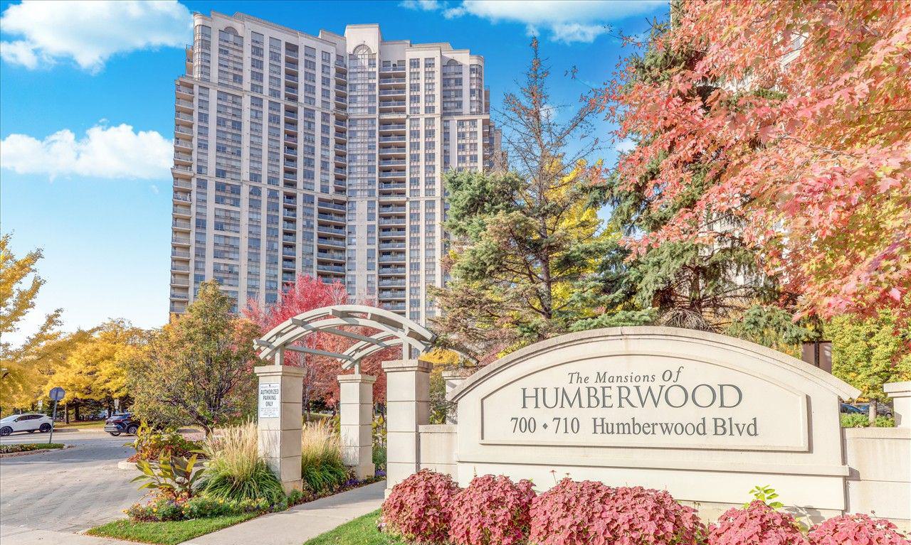 Mansions of Humberwood, Etobicoke, Toronto