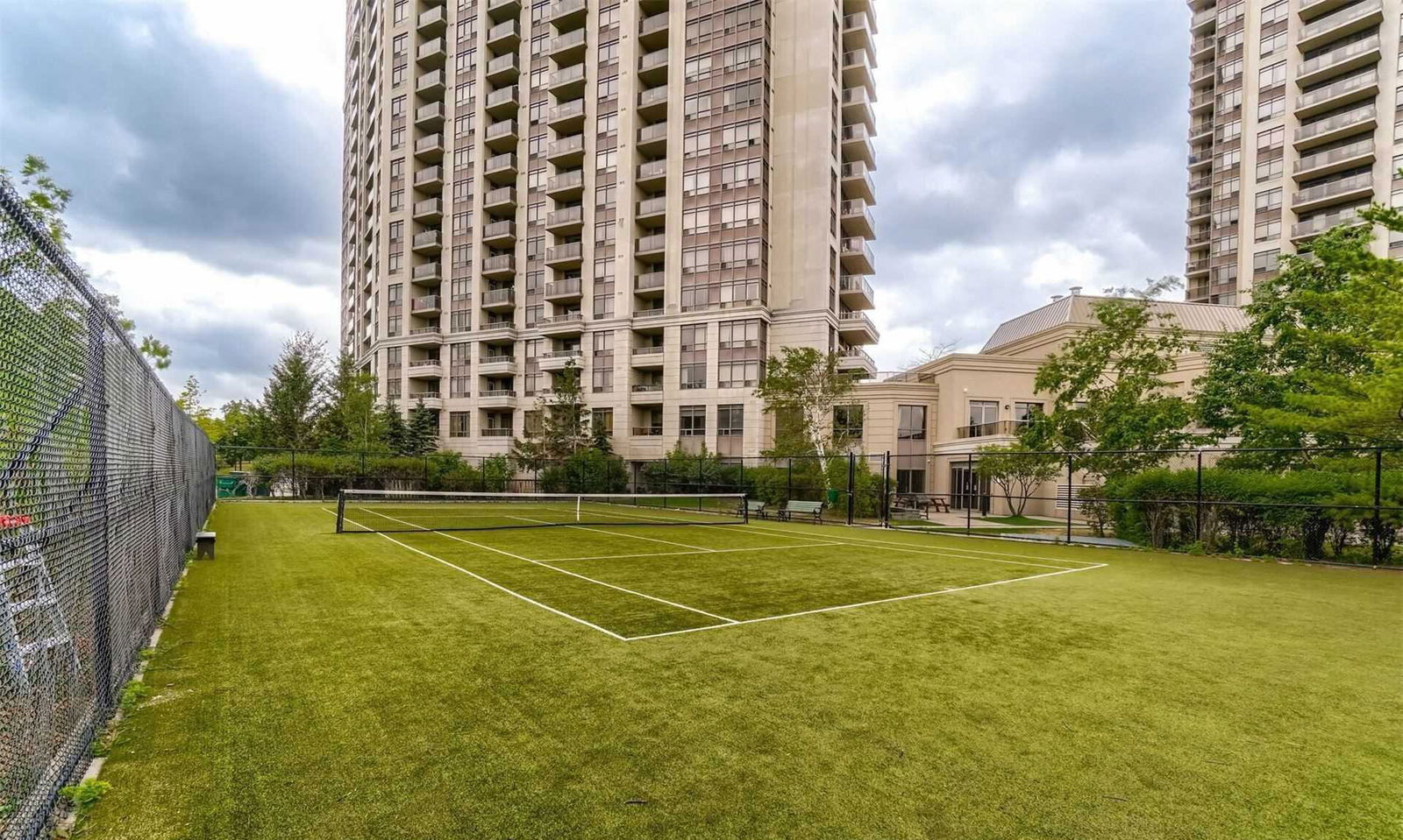 Tennis — Mansions of Humberwood, Etobicoke, Toronto