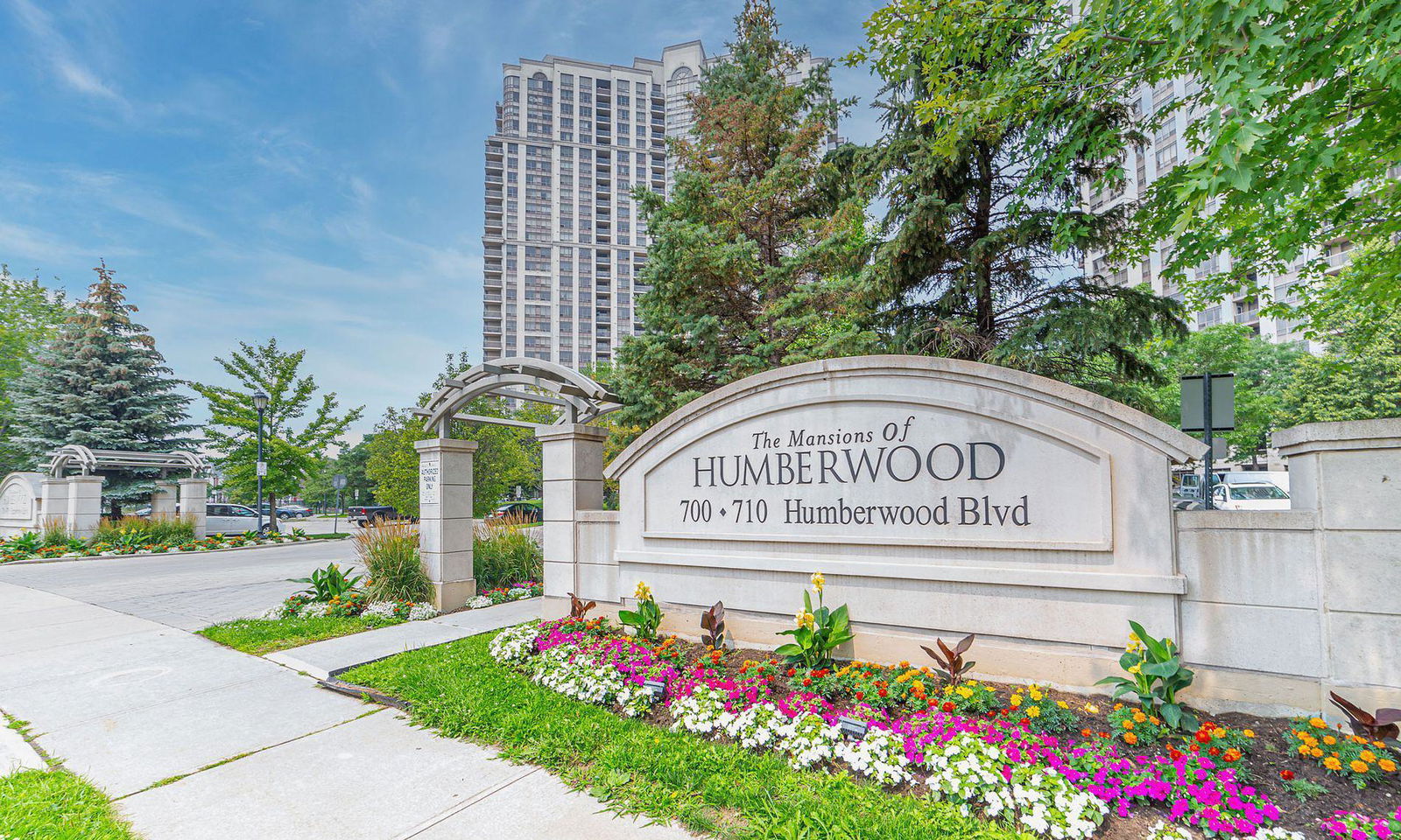 Mansions of Humberwood II, Etobicoke, Toronto