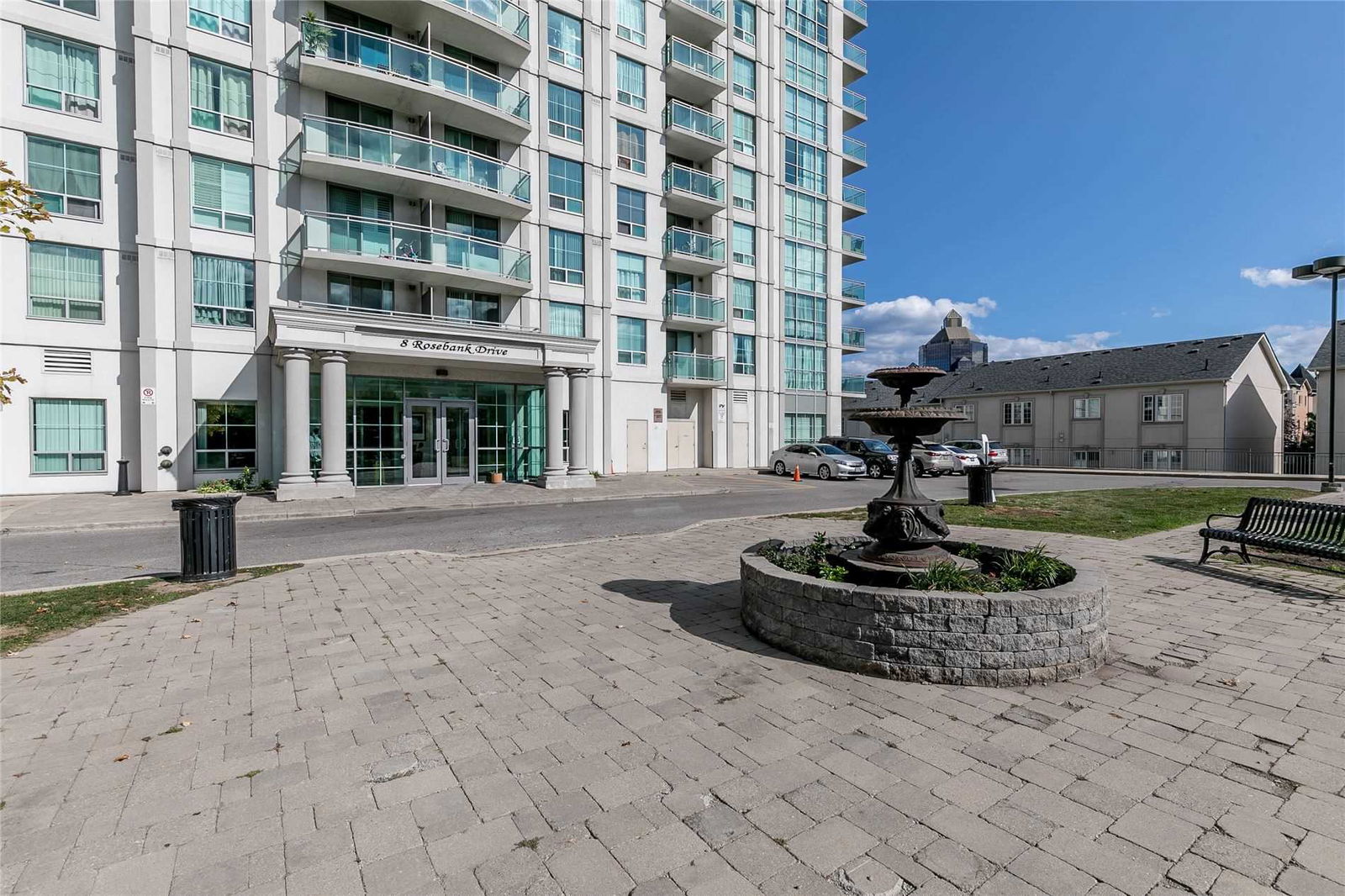 Markham Place Condos, Scarborough, Toronto