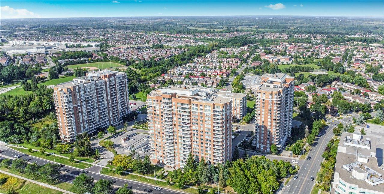 Mayfair on the Green I Condos, Scarborough, Toronto