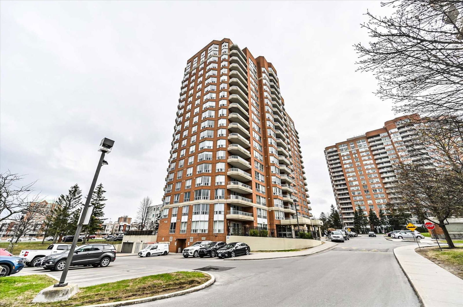 Mayfair on the Green II Condos, Scarborough, Toronto