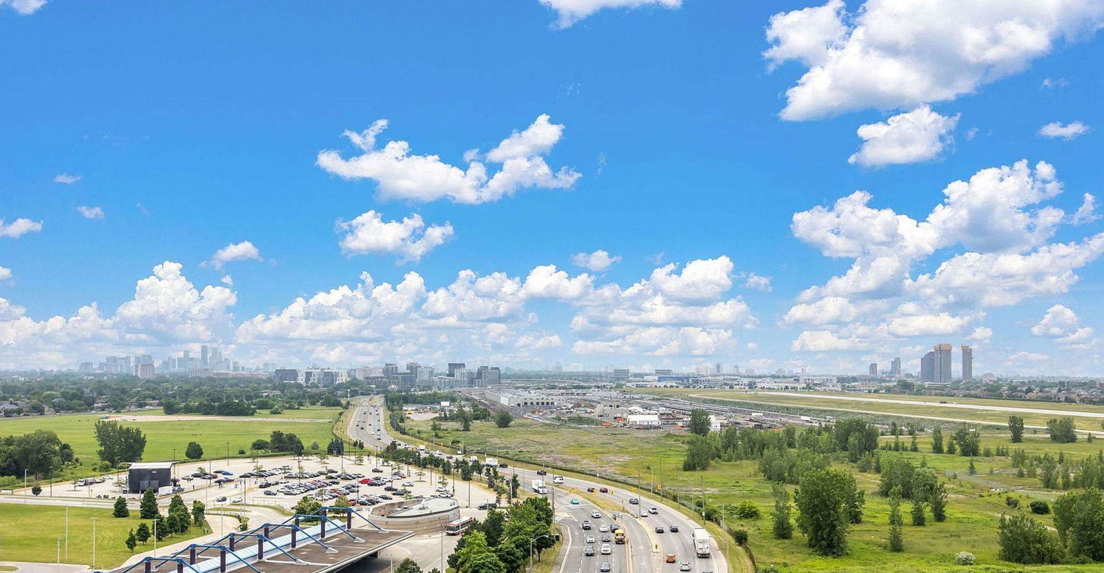 Skyline — Metropolis & Parkside at Metroplace, North York, Toronto