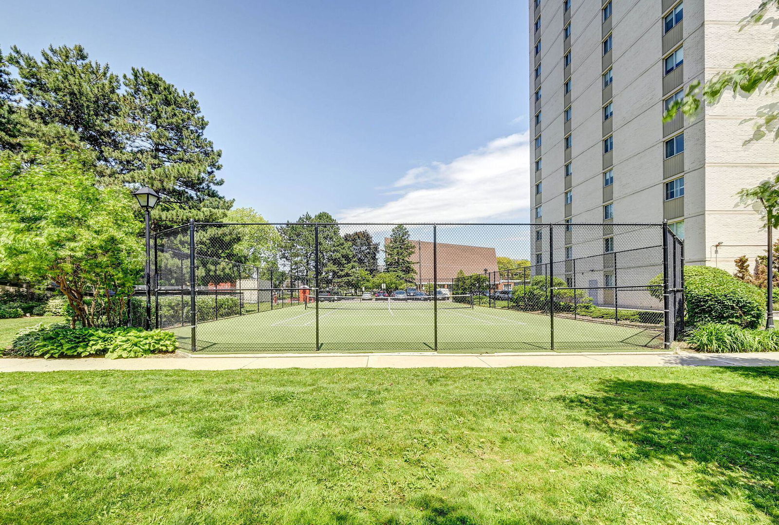 Tennis — Millgate Manor Condos, Etobicoke, Toronto