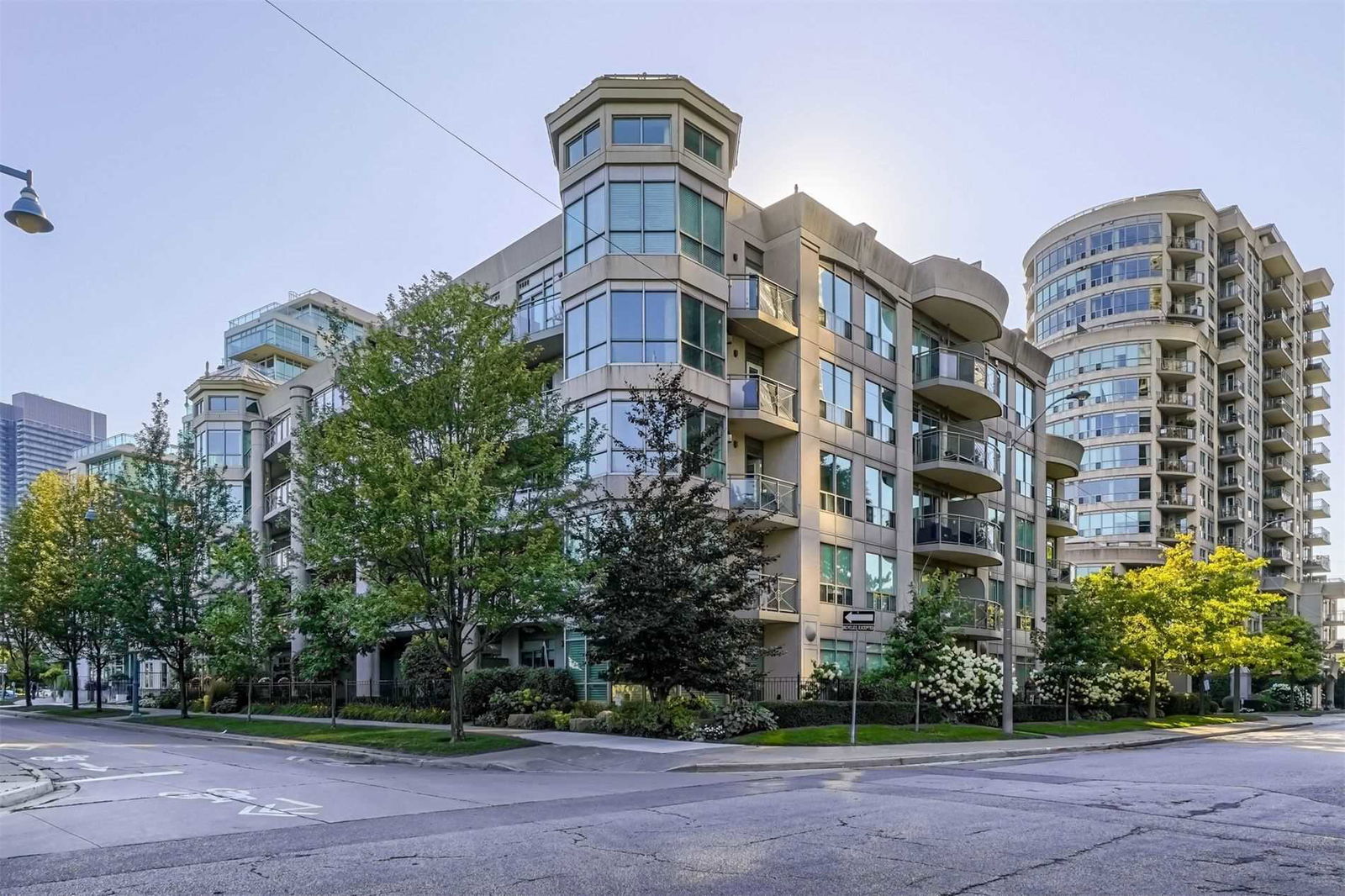 Nevis Condos, Etobicoke, Toronto