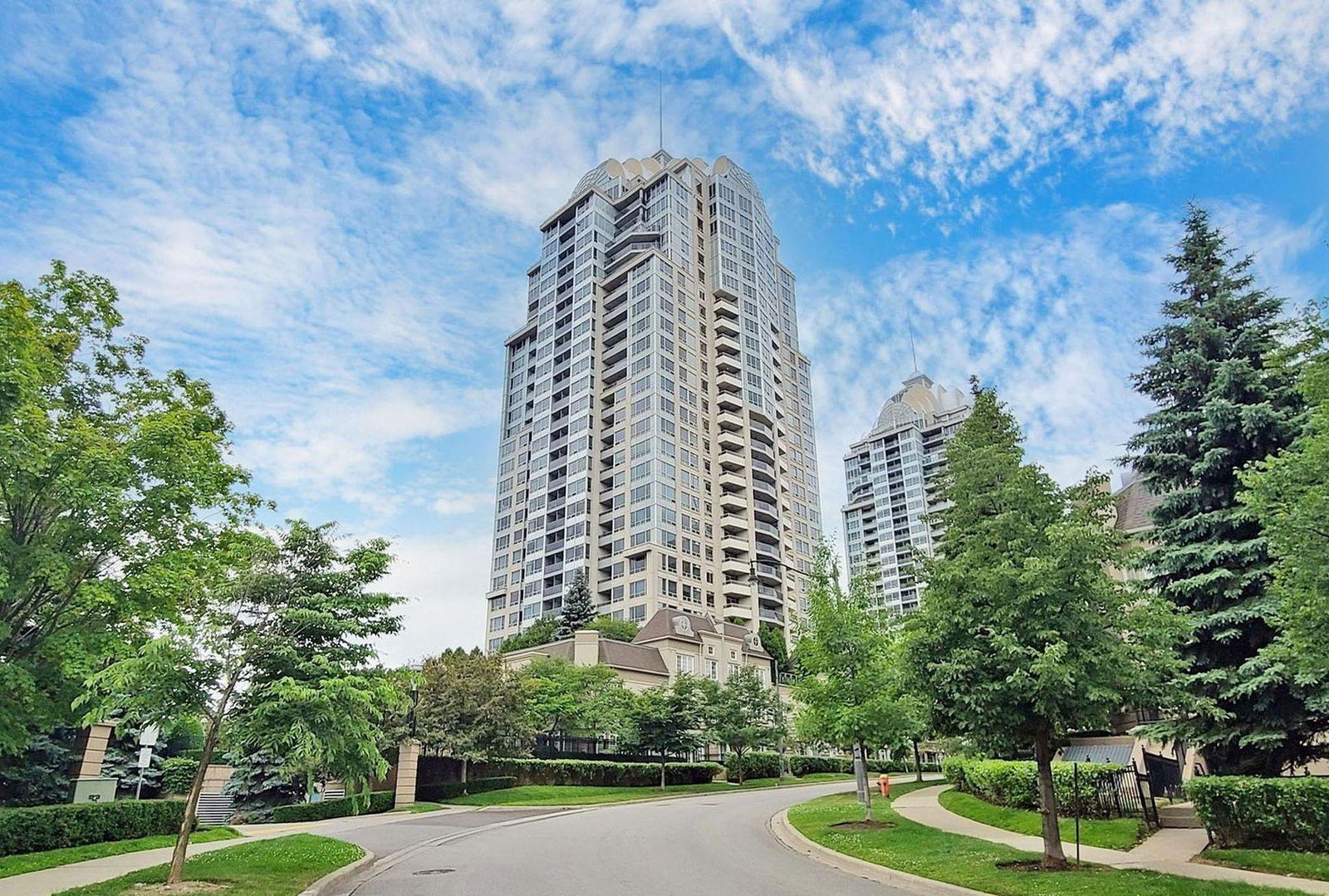 NY Towers - The Chrysler, North York, Toronto