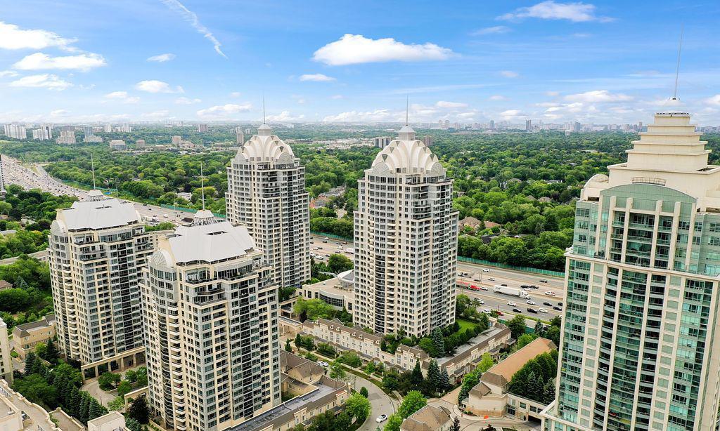 Exterior — NY Towers - The Chrysler, North York, Toronto