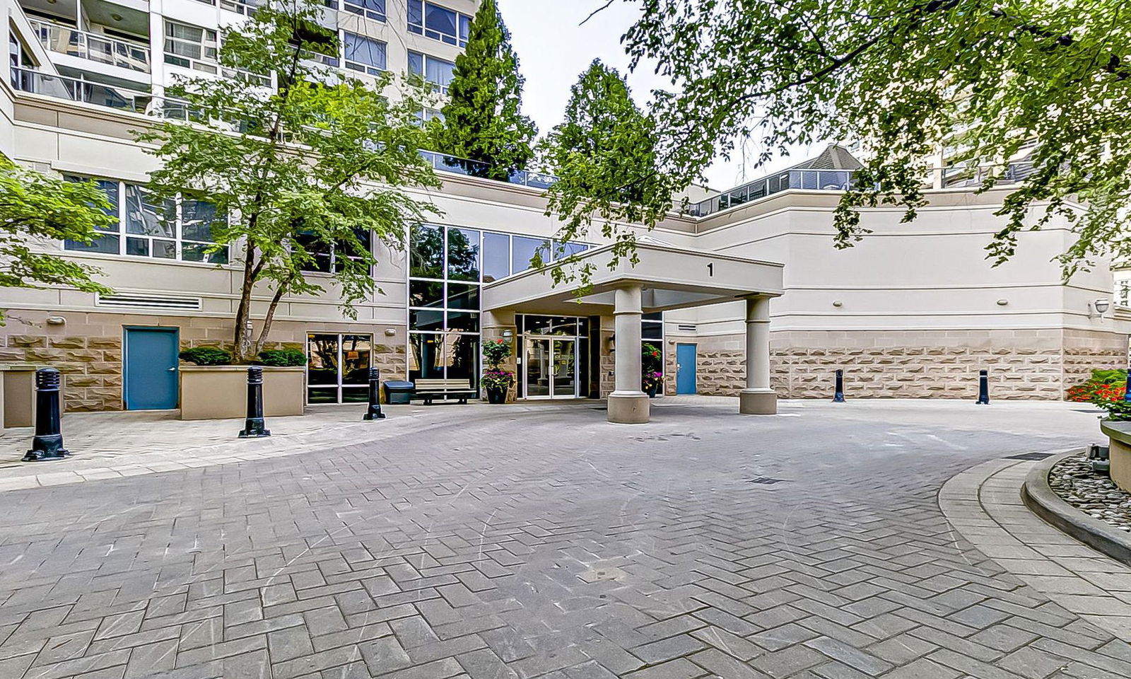 Entrance — NY Towers - The Chrysler, North York, Toronto