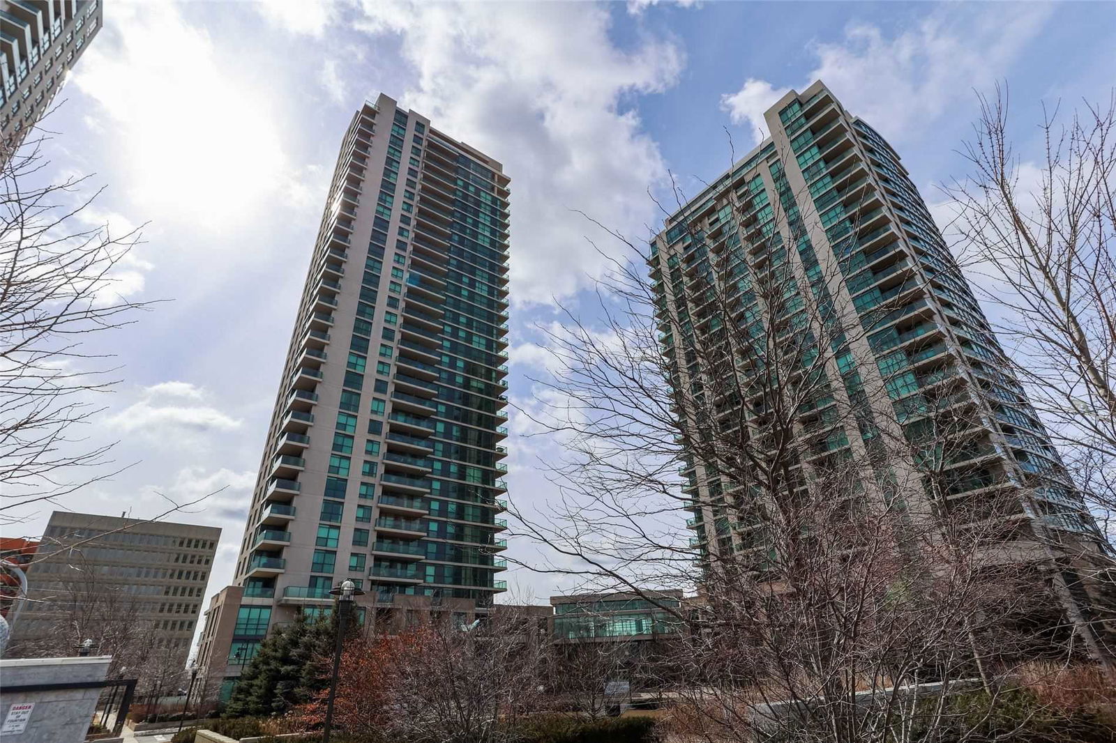 One Sherway II Condos, Etobicoke, Toronto