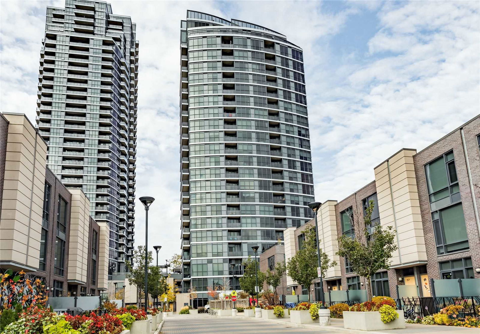 One Valhalla Condos, Etobicoke, Toronto