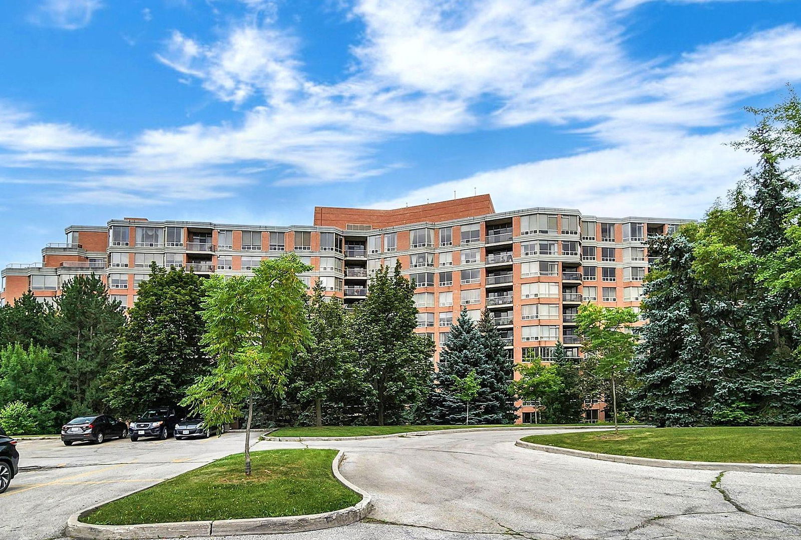 Palace Gate Condos, North York, Toronto