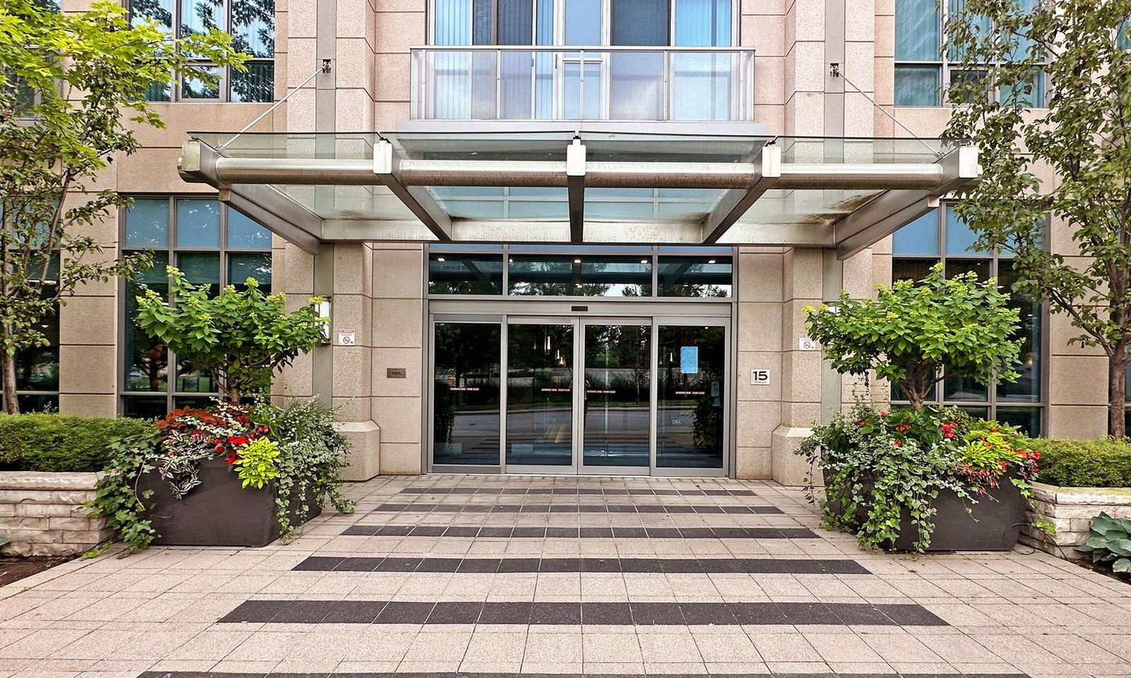 Entrance — Parc Nuvo Condos, Etobicoke, Toronto