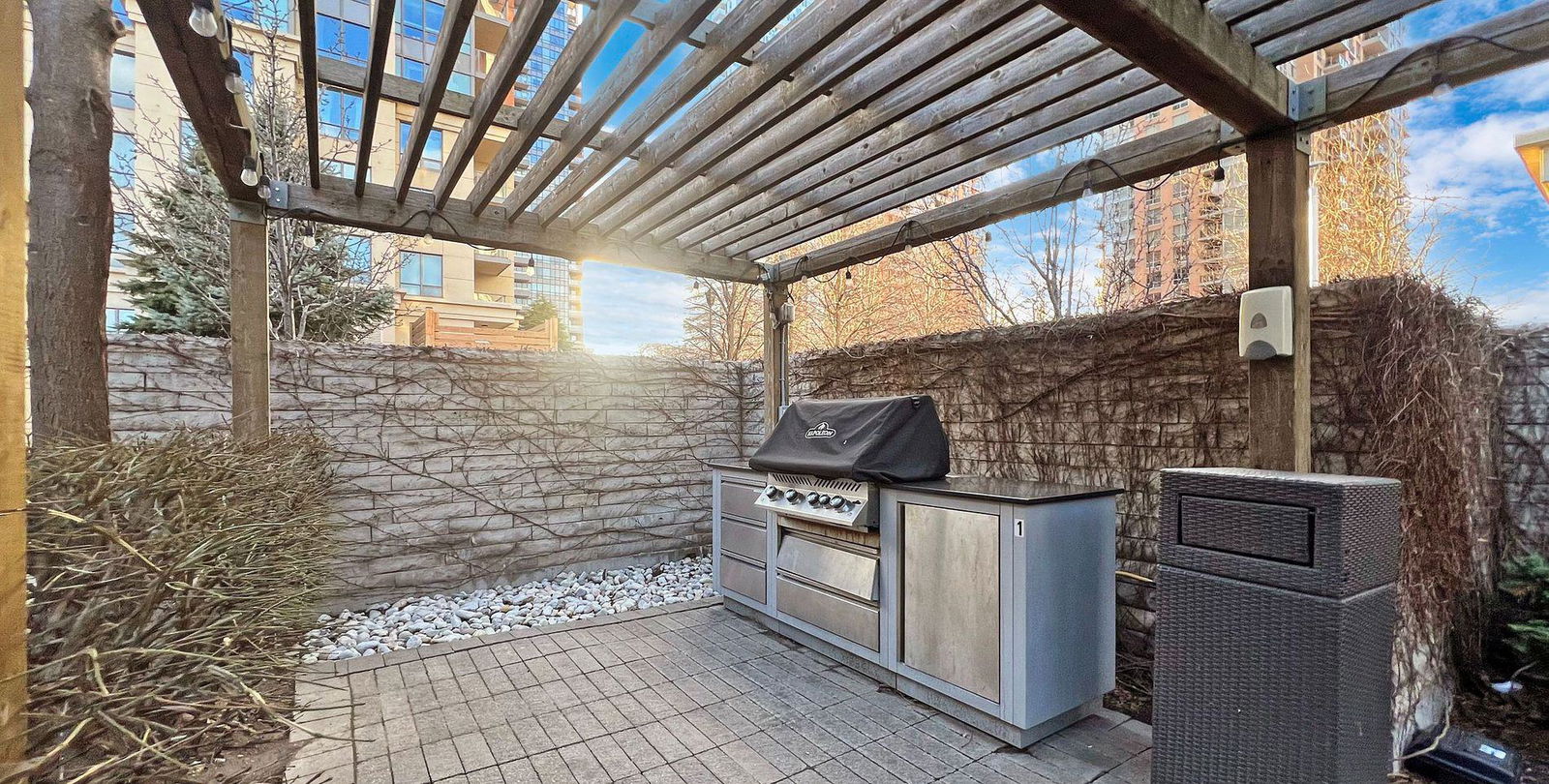 BBQ — Parc Nuvo Condos, Etobicoke, Toronto