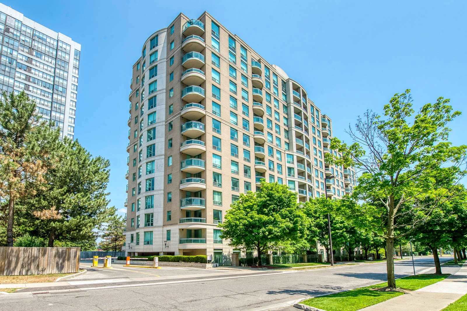 Park Palace Condos, North York, Toronto