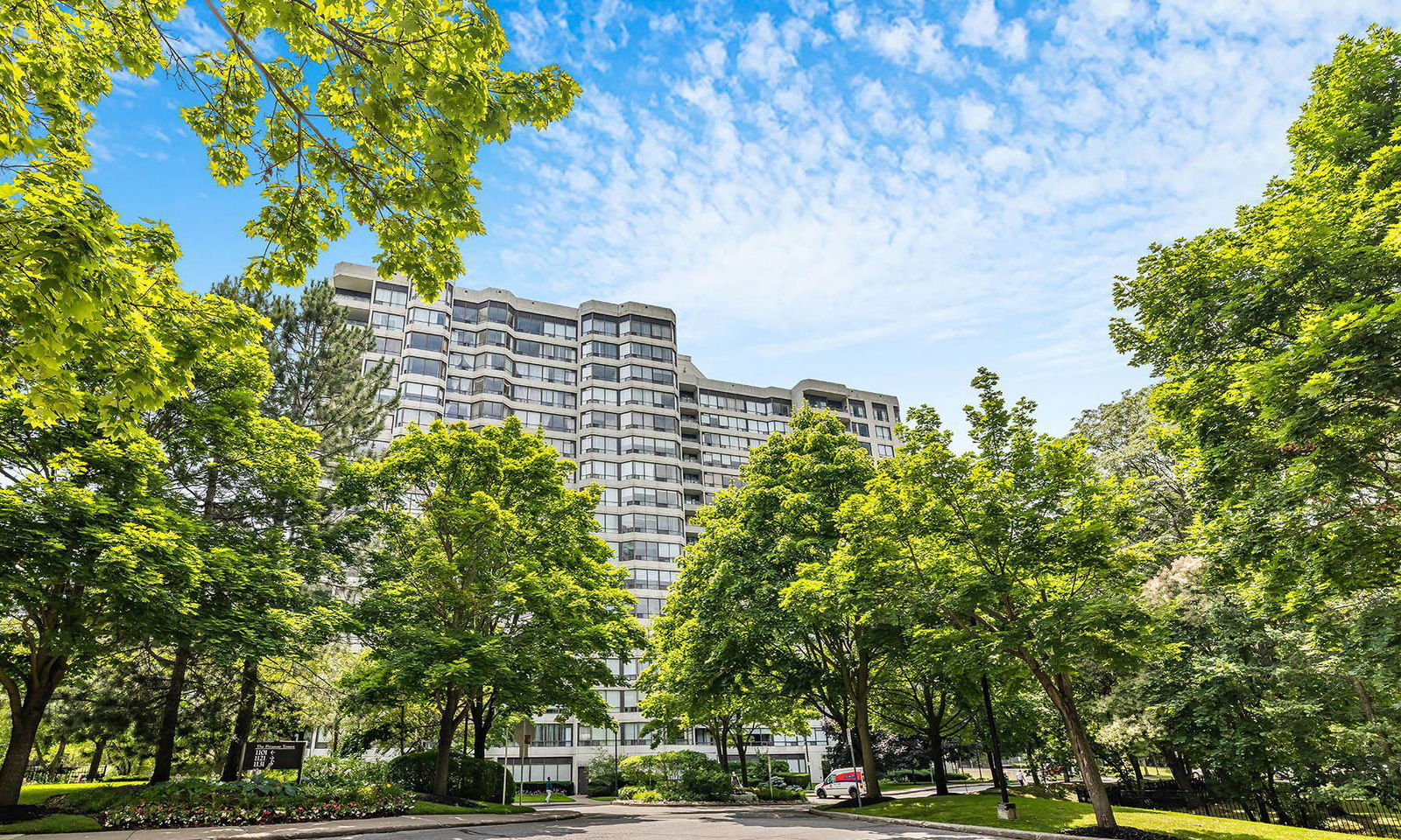 Primrose Towers II Condos, North York, Toronto