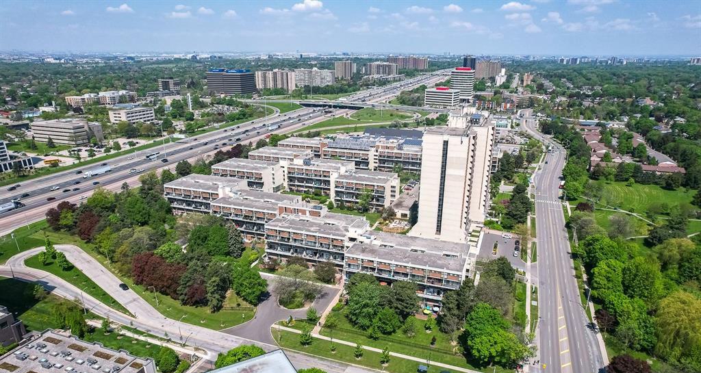 Queenscourt Condos, Etobicoke, Toronto