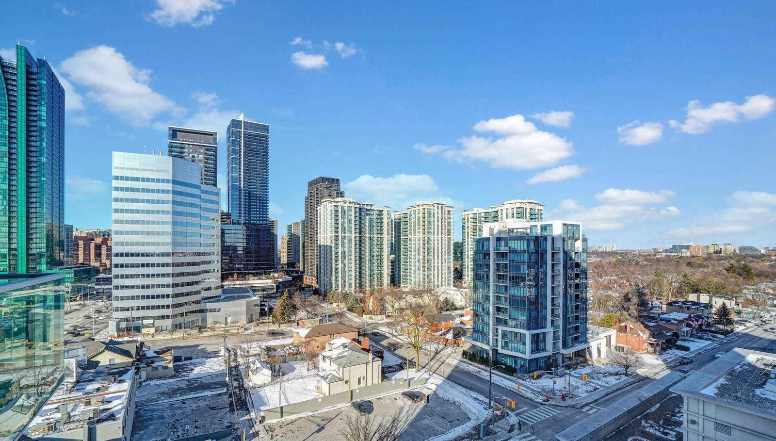 Skyline — Residences of Avondale, North York, Toronto