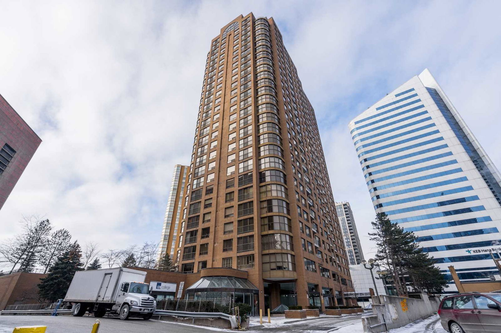 Residences of the Madison Centre, North York, Toronto