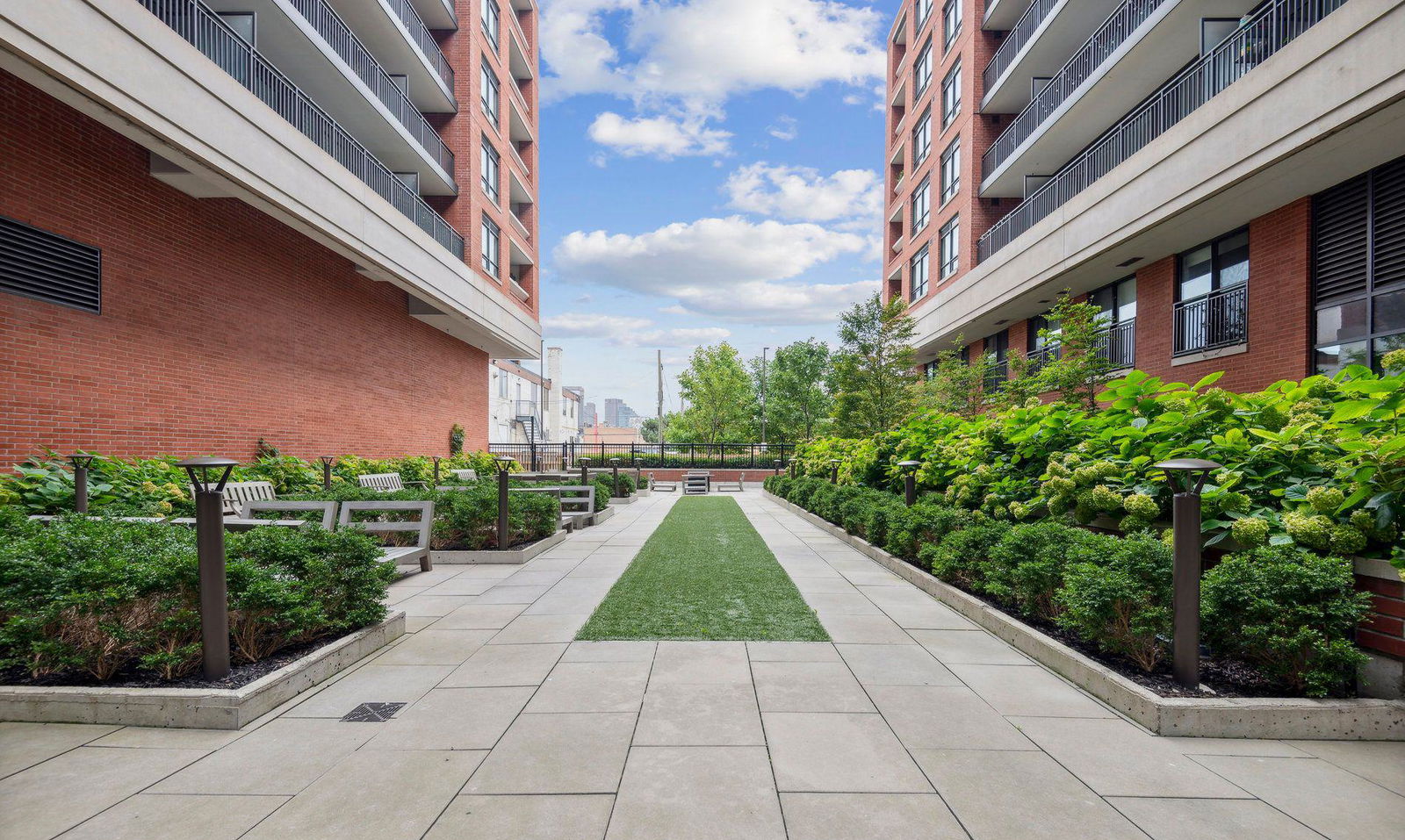 Patio — Residenze Palazzo Treviso III, North York, Toronto