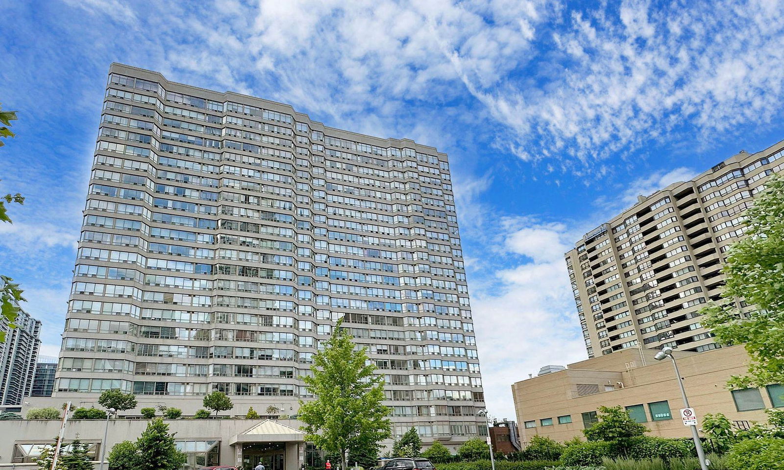 Rodeo Walk Condos, North York, Toronto