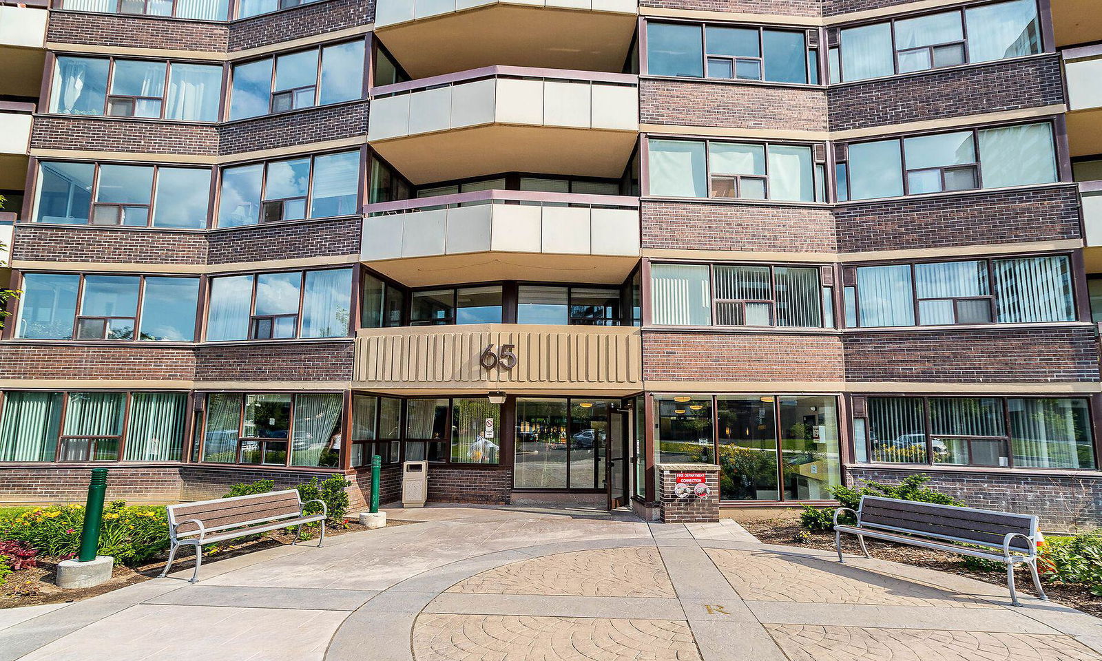 Entrance — Royal Crest III Condos, Scarborough, Toronto